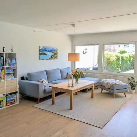 Spacious Family With Playroom & Playgrounds - Only 20 Min To Center By Public Transport * コペンハーゲン
