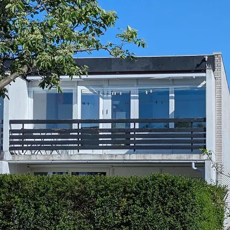 Willa Spacious Family With Playroom & Playgrounds - Only 20 Min To Center By Public Transport