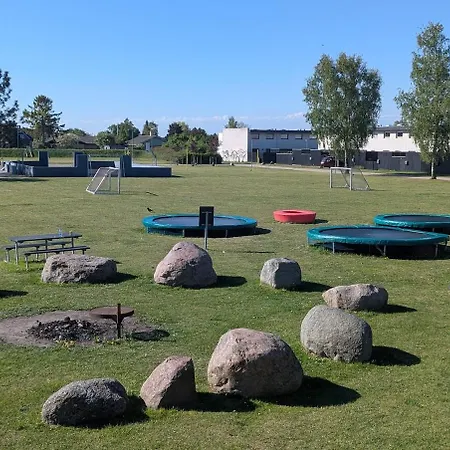 Spacious Family With Playroom & Playgrounds - Only 20 Min To Center By Public Transport